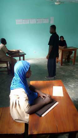 Formation des filles aveugles à Sokodé